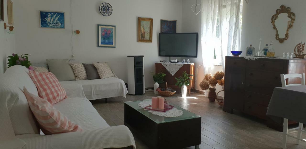 Holiday House Altea Banjole Exterior foto